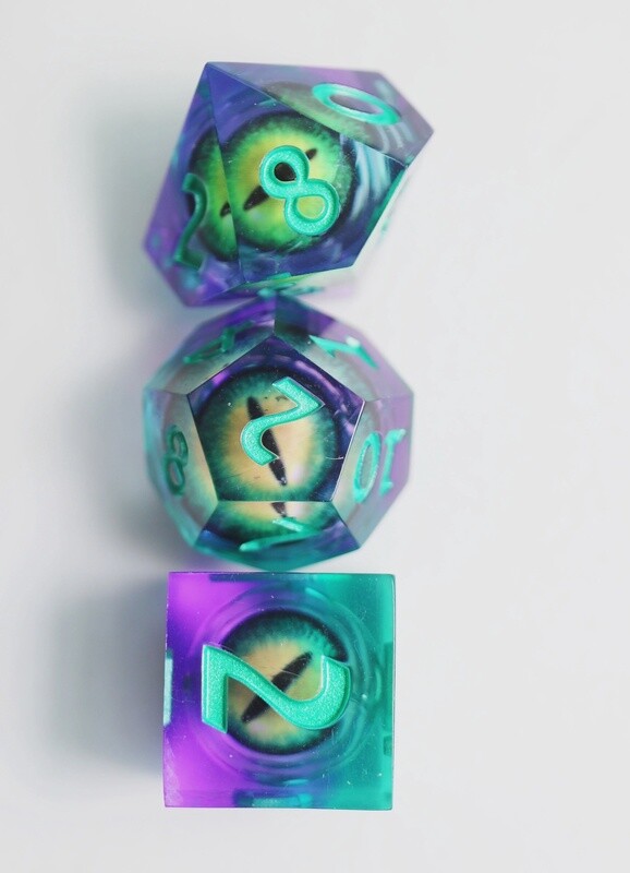 Sharp Edge Moving Eye RPG Dice Set - Enchanted Cyclops