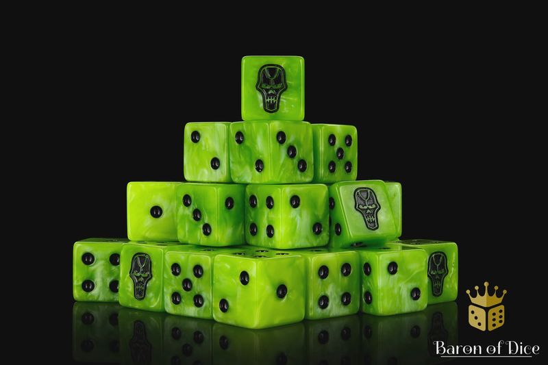 Day of the Dead, Skull Dice GREEN / BLACK 16mm SQUARE