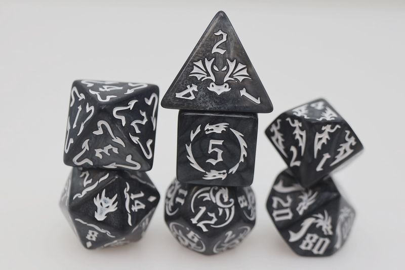Drake&#39;s Flight: Nightmare RPG Dice Set