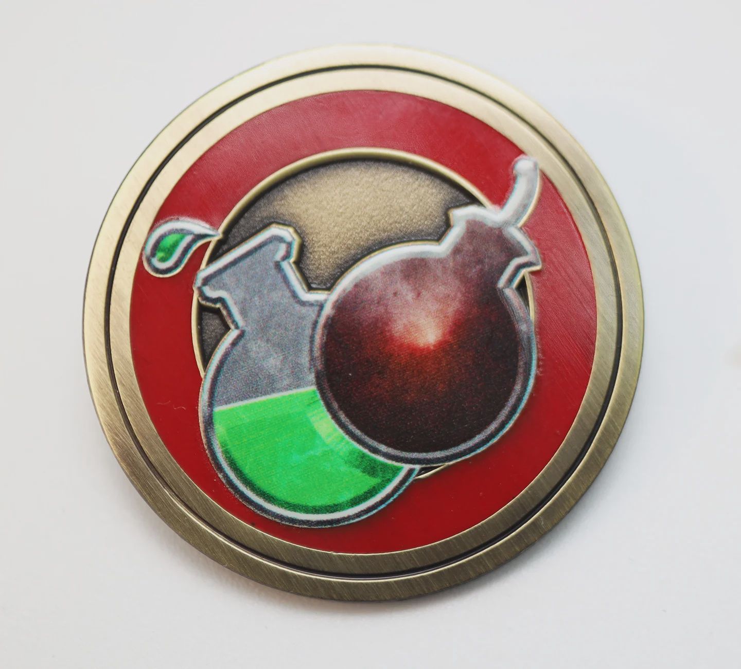 Pathfinder Class Icon Pin: Alchemist