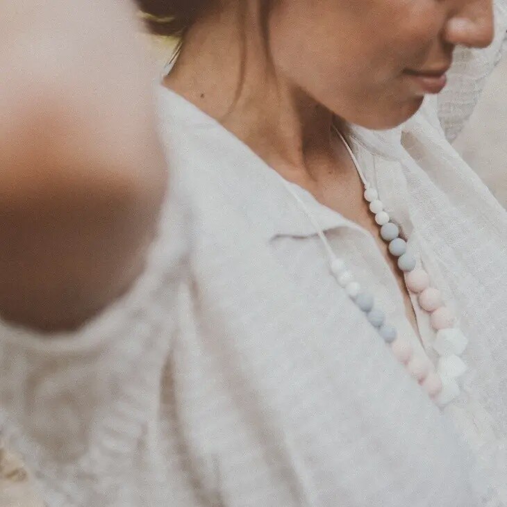 Pink Breastfeeding/Teething Necklace-Marie