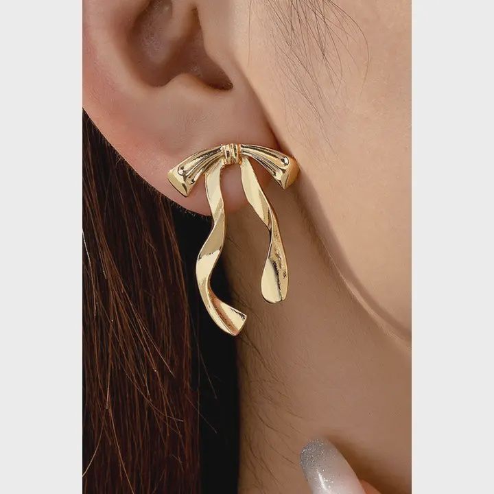 Bow knot Stud Earrings