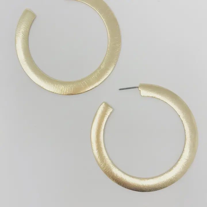 Alma Thick Flatten Earrings, color: Gold