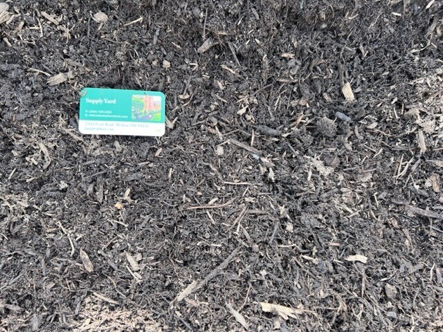 Natural Blend Mulch (per yard)