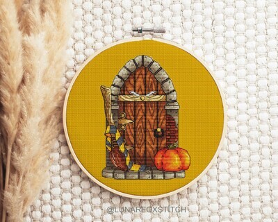 Halloween door yellow Cross stitch pattern