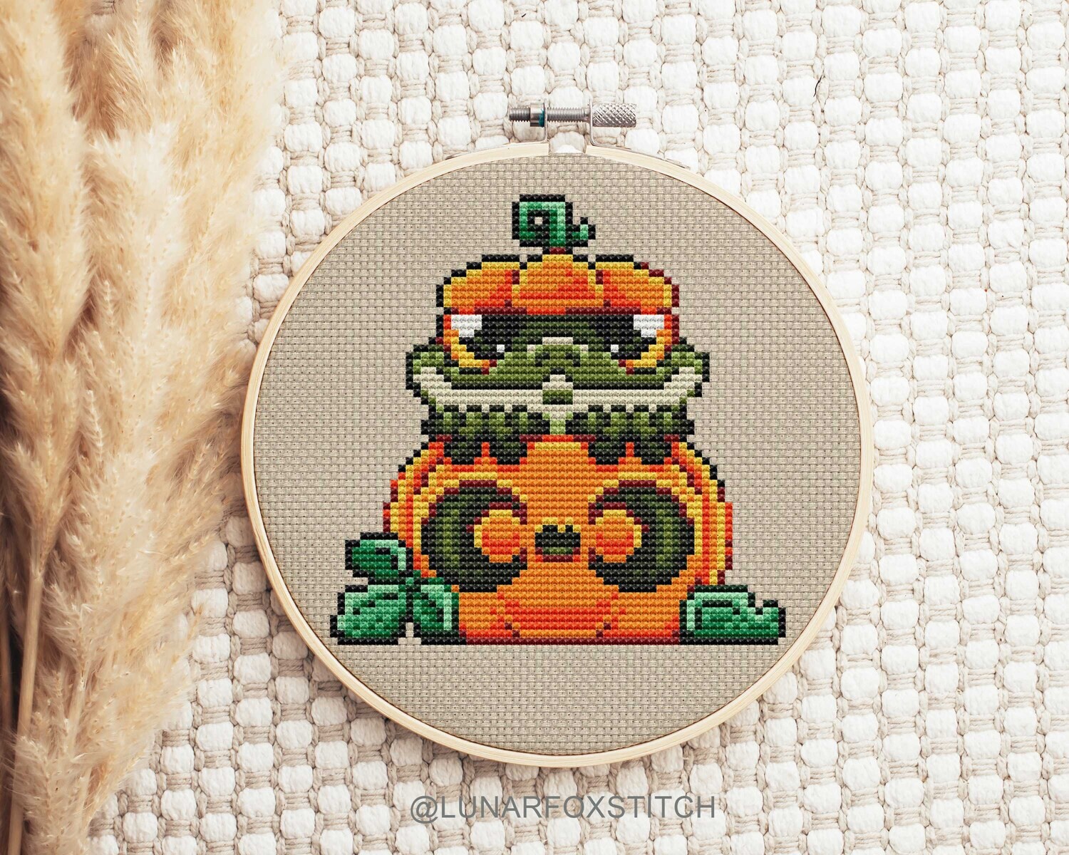 Pumpkin frog cross stitch pattern