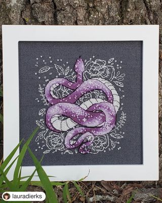 Star embrace snake cross stitch pattern
