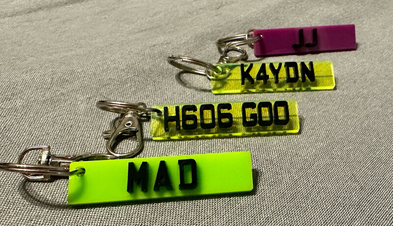 NUMBER PLATE KEYRING