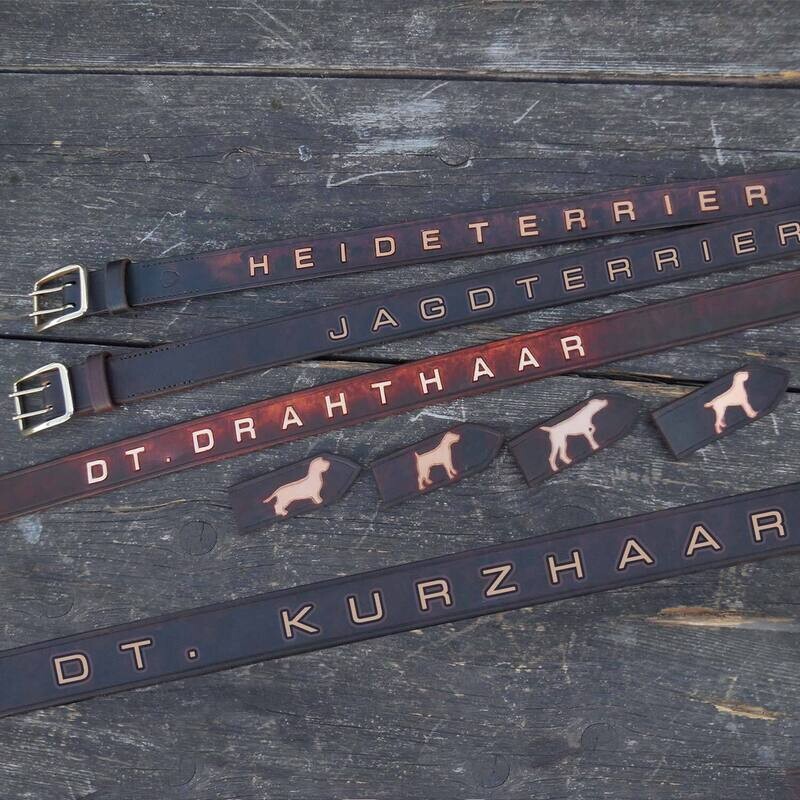 handpunzierter Premium-Ledergürtel mit Rasse und Umriss, 38 mm breit, Model JAGDHUND