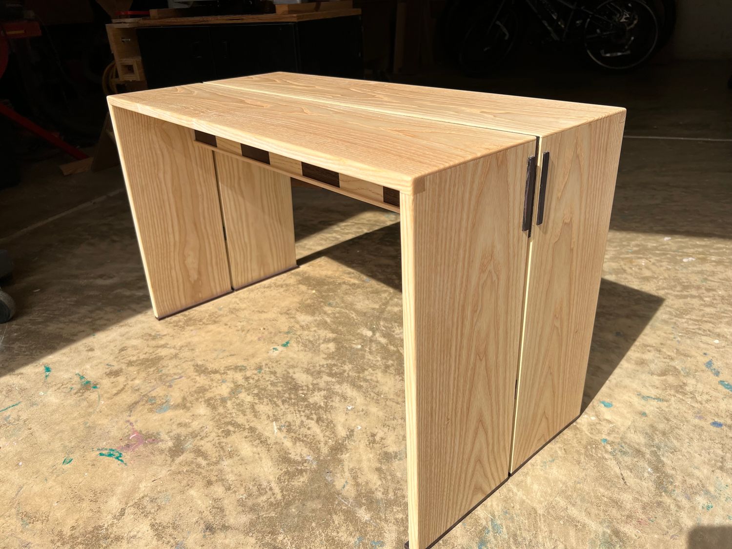 Entry bench ash