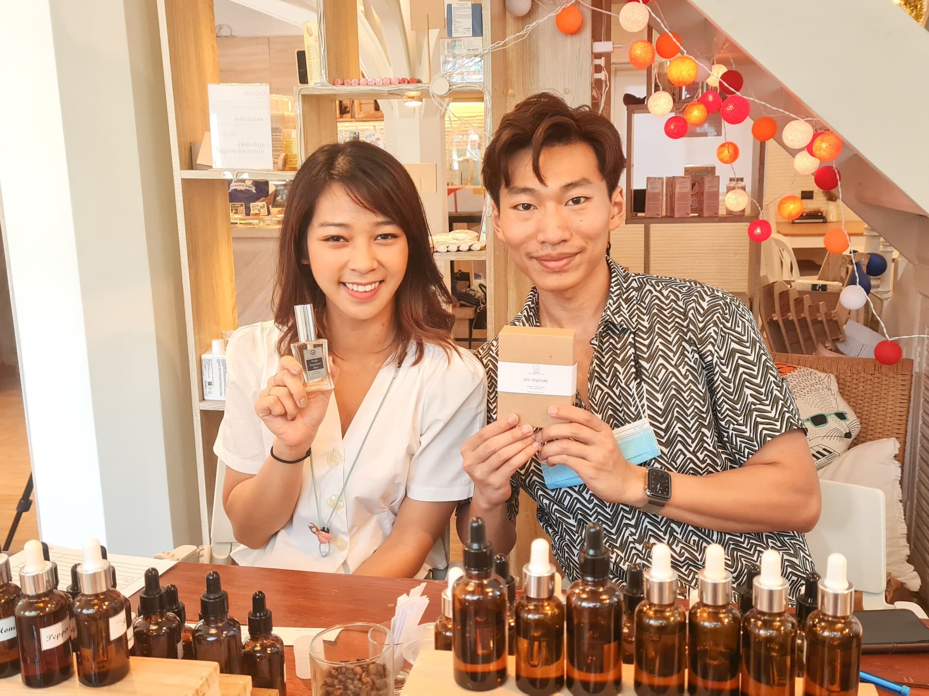 Perfume Blending Course - คอร์สเรียนปรุงกลิ่นน้ำหอม