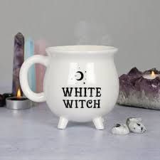Taza white witch