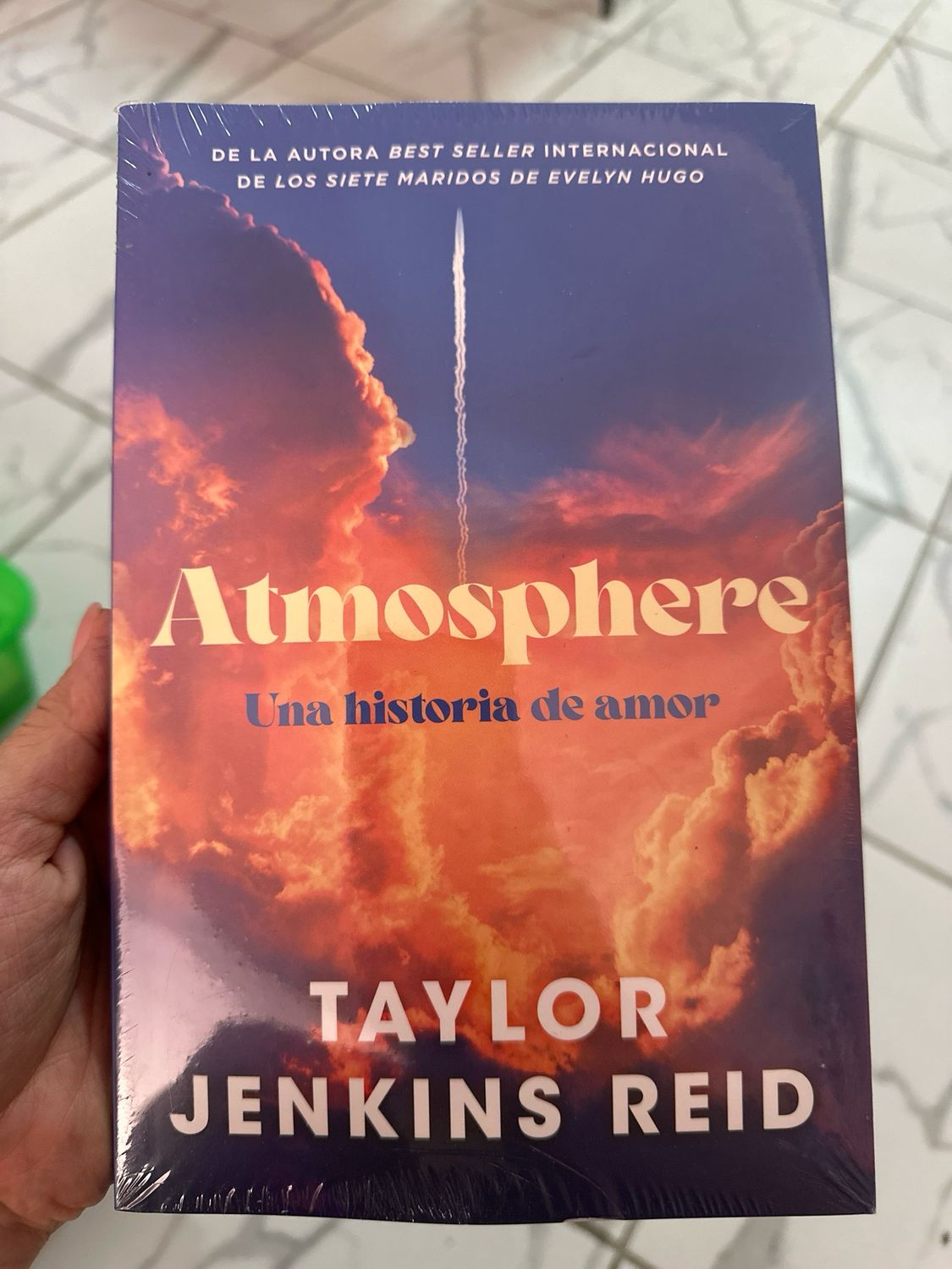 Atmosphere - Taylor Jenkins Reid