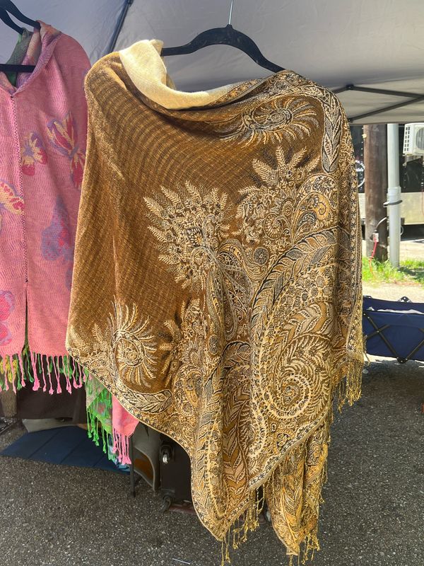 Golden Brown Palm Travel Shawl