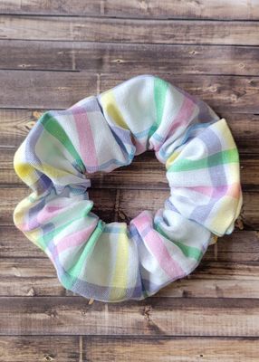Hair Scrunchie: Pastel Plaid