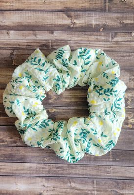 Hair Scrunchie: Pale Yellow W/Little White Flowers