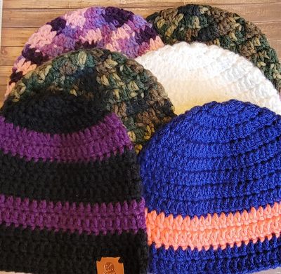 Crochet Beanie Hat: 6-9 Months