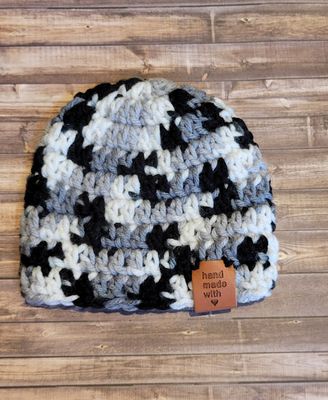 Crochet Beanie Hat: Preemie: Gray, Black, &amp; White