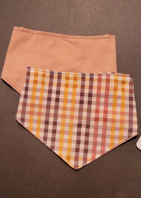Reversible Animal Bandana: Light Fall Gingham w/Apricot