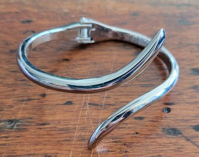 Bracelet-Silver Solid Bangle