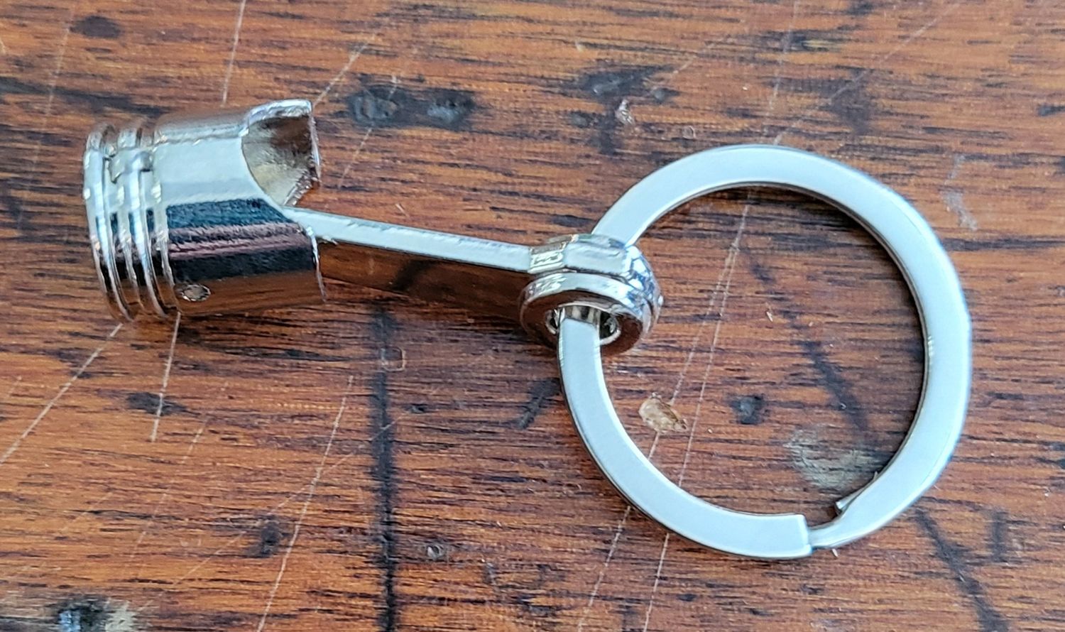Keychain - Piston