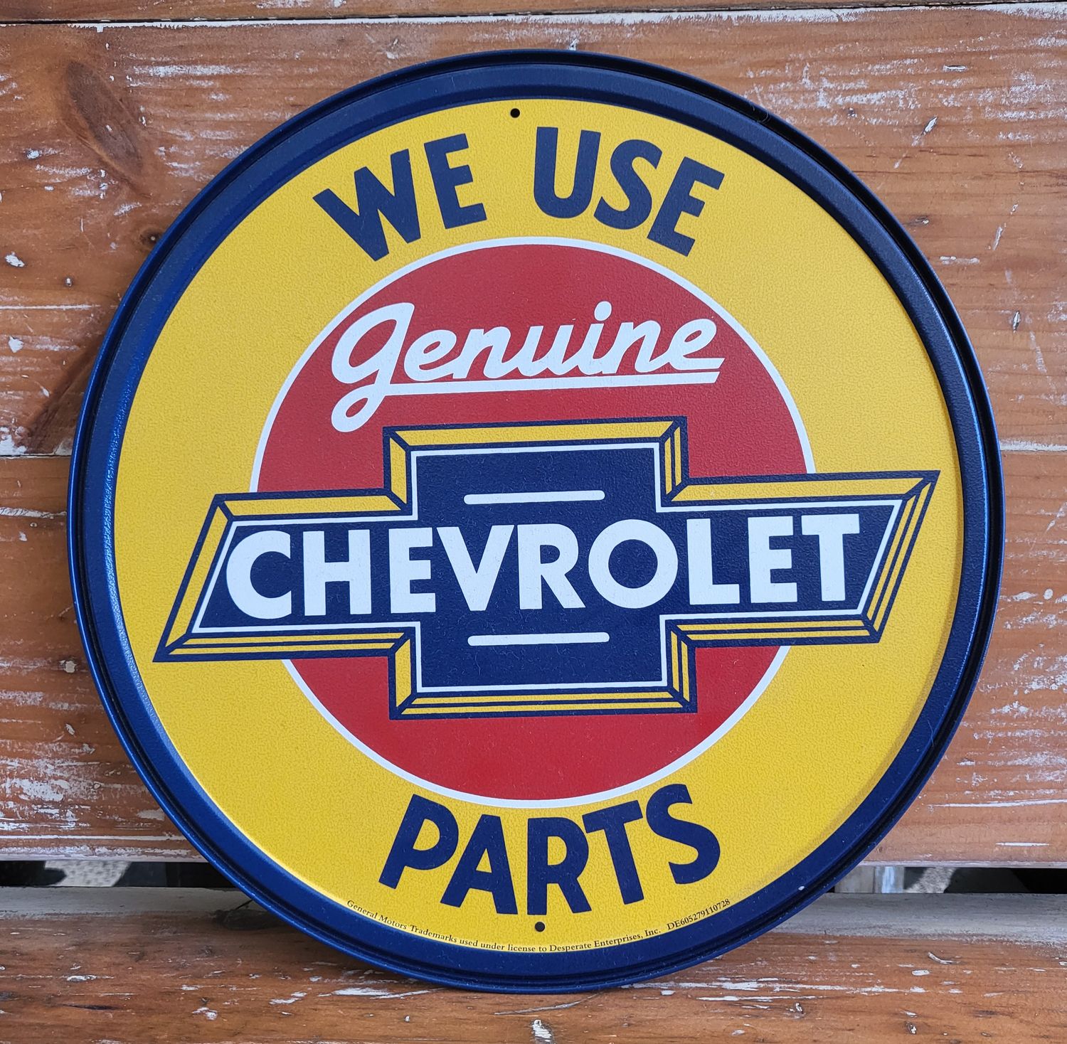 Tin Sign - Chevy Genuine - Round