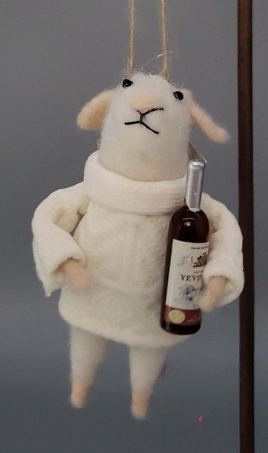 Ornament - Mouse w/ Wine