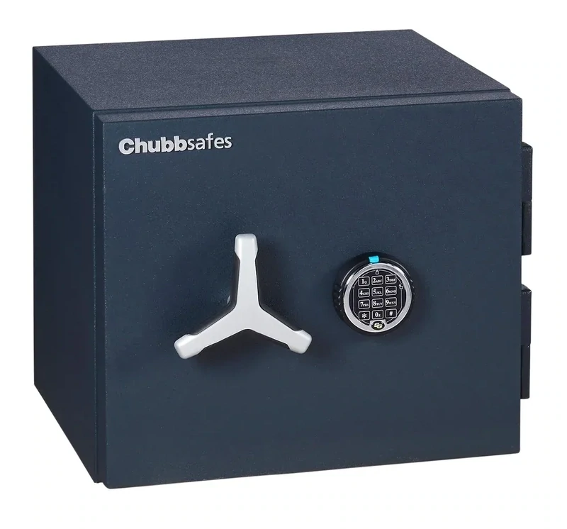 CHUBBSAFE DUOGARD Homologada robo EN1143-1 Grado I Combinación electrónica
Doble resistencia contra robos e incendios para una mayor protección. Norma Europea EN 1047-1 S 60P Norma Europea EN 1143-1 CHUBBSAFE DUOGARD Homologada robo EN1143-1 Grado I Combinación electrónica
Doble resistencia contra robos e incendios para una mayor protección. Norma Europea EN 1047-1 S 60P Norma Europea EN 1143-1