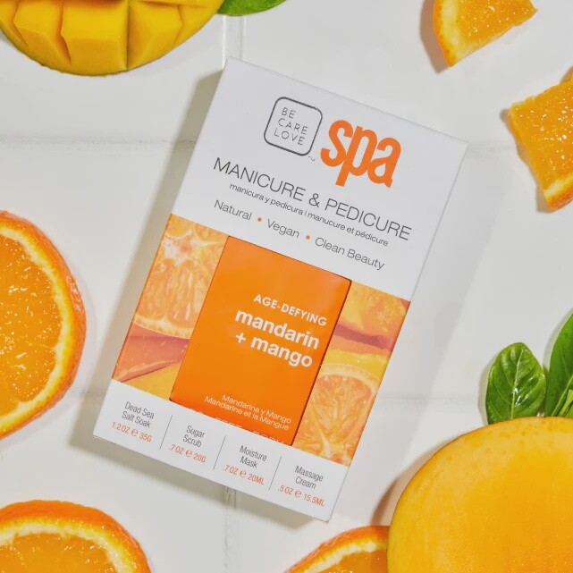 AGE-DEFYING MANDARIN + MANGO 4-IN-1 PACKET BOX SET