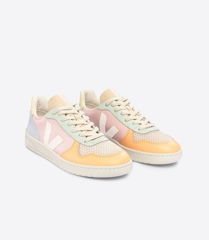 Veja Woman V-10 Leather Petale White Multico