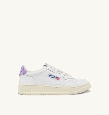 Autry Medalist Low Woman Leather/Leather AULW LL59 White/English Lavender