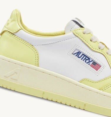 Autry Medalist Low Woman Leather/Leather AULW WB36 White/Lime YL