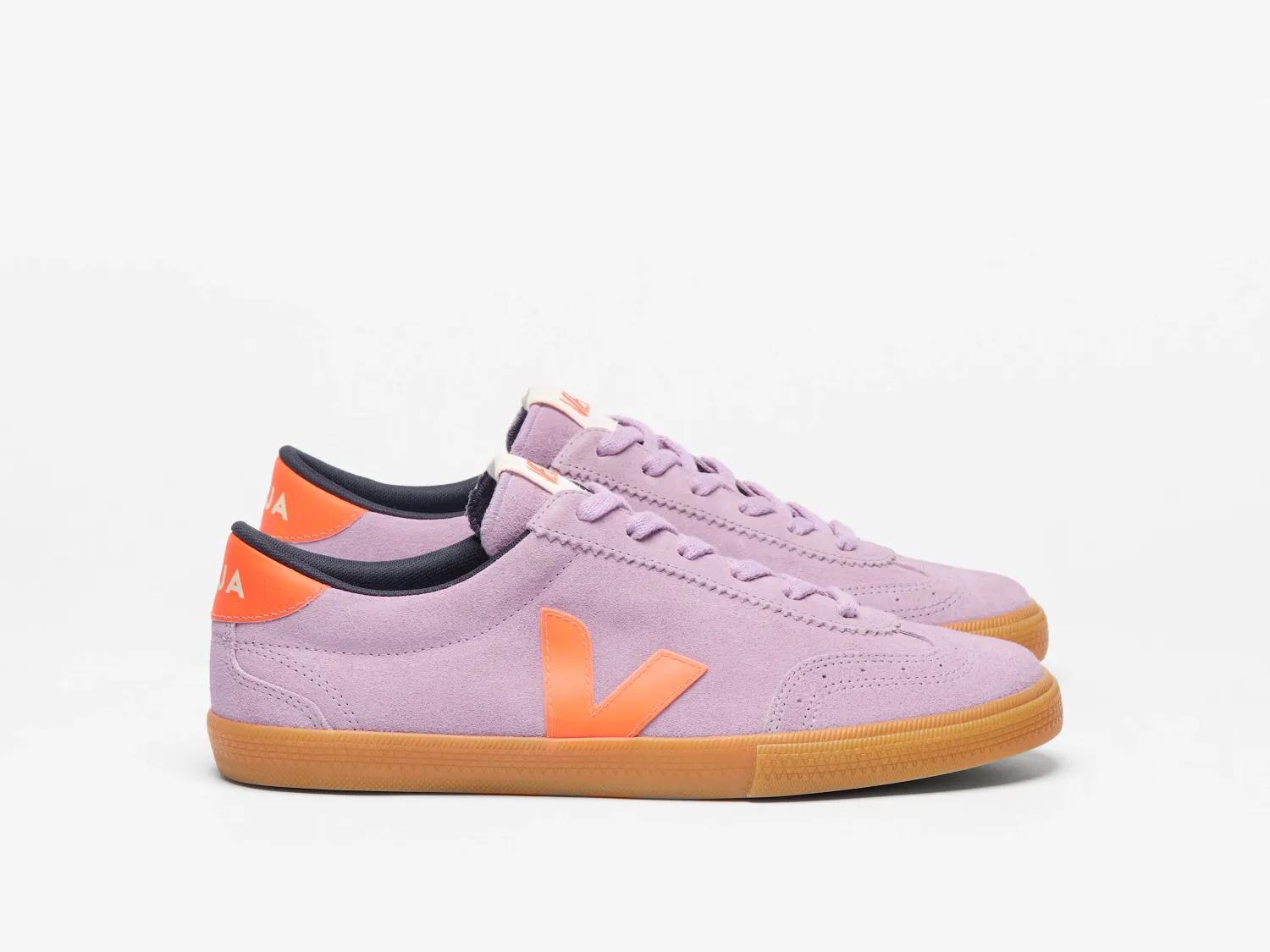 Veja Volley Suede Orchid Fury Natura