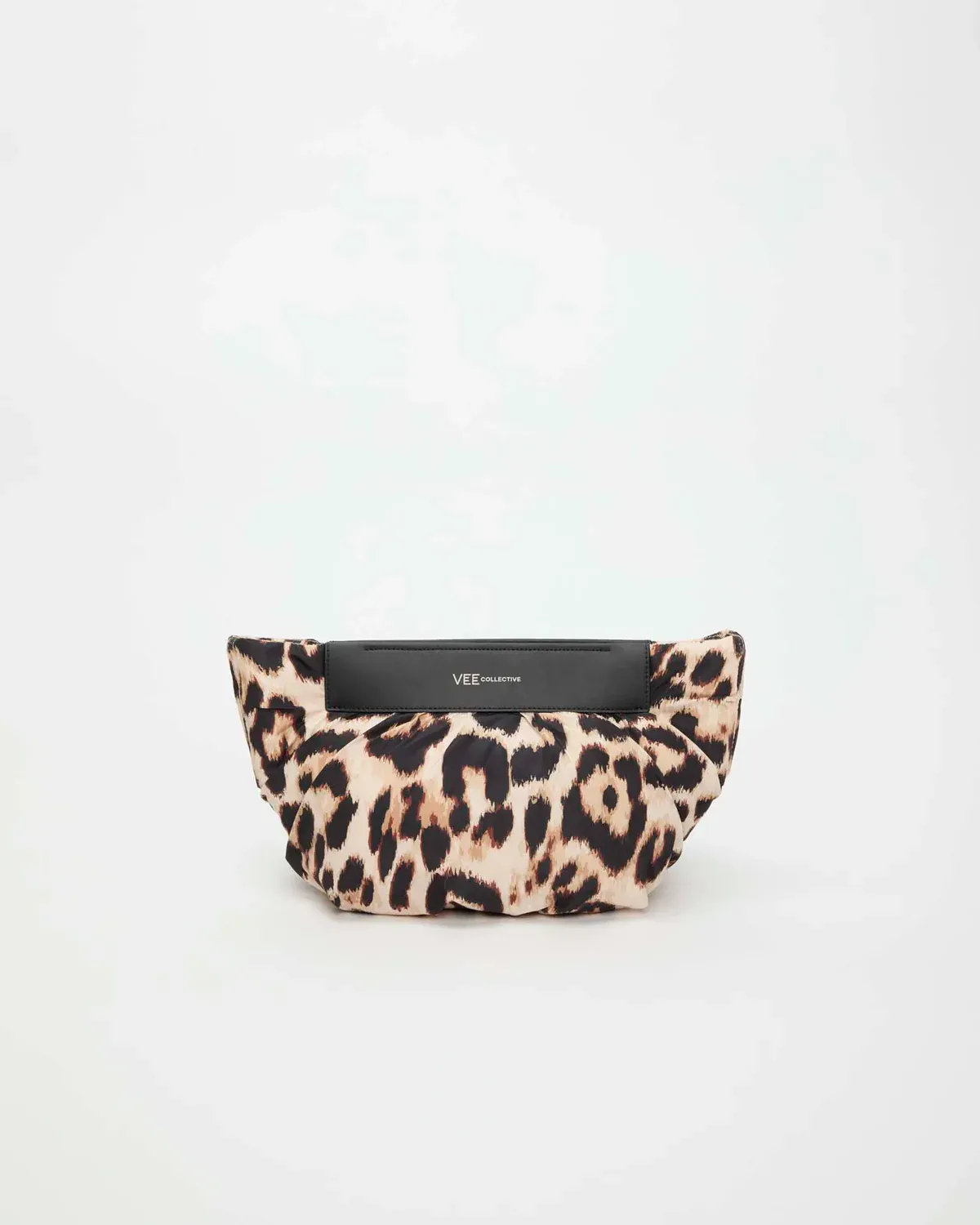 VeeCollective Caba Clutch Leopard 128-200-390