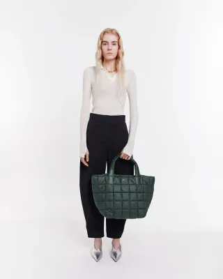 VeeCollective Porter Tote Medium Bottle Green 115-202-427