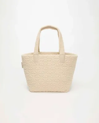 VeeCollective Vee Tote Medium Cream Sherpa 101-202-430 VeeCollective Vee Tote Medium Cream Sherpa 101-202-430