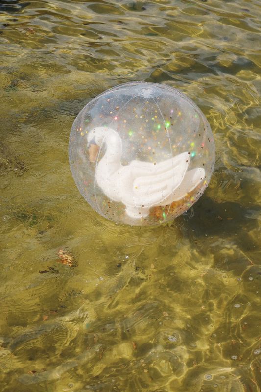 Konges Slojd Beach Ball KS101063 Swan
