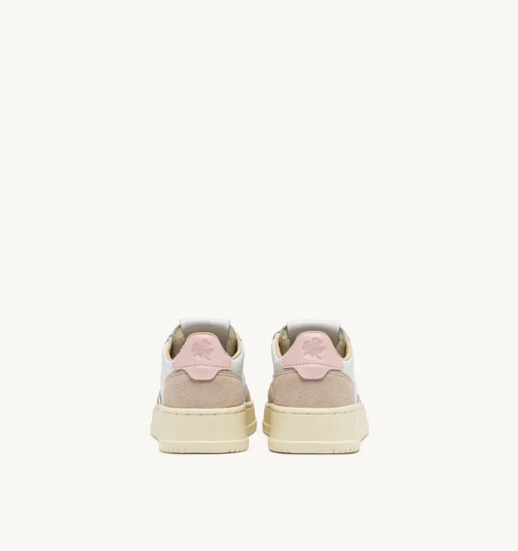 Autry Kinder Sneaker Medalist Low aus Wildleder und Leder in Weiß und Powder Pink KULK FS03