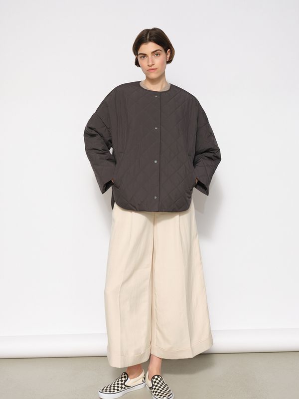 Embassy of Bricks and Logs Mona Jacket Faded Black 26131607-1