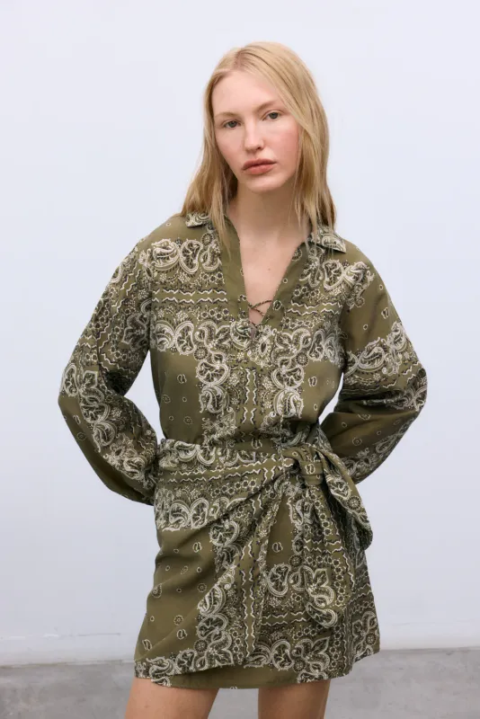 The New Society Waterlily Woman Shirt Bandana Print
