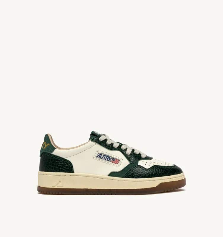 Autry Sneaker Medalist Low aus Leder in Marshmallow und Grün AULW-CZ02 Autry Sneaker Medalist Low aus Leder in Marshmallow und Grün AULW-CZ02