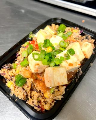 SoCo Vedge Thai Peanut Noodle with Sweet Chili Tofu SoCo Vedge Thai Peanut Noodle with Sweet Chili Tofu