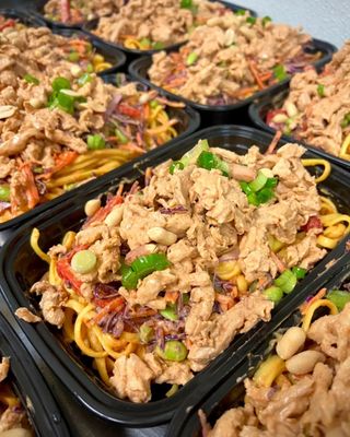 SoCo Vedge Thai Peanut Chopped Salad