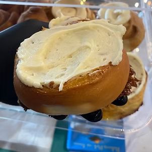 Take & Bake Cinnamon Buns (4-Pack)