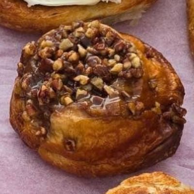 Pecan Sticky (Breakfast Bun)