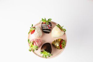 Chocolate-Dipped Strawberries (Celebrated)