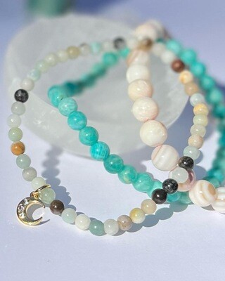 Amazonite and Mother of Pearl stretch bracelet set