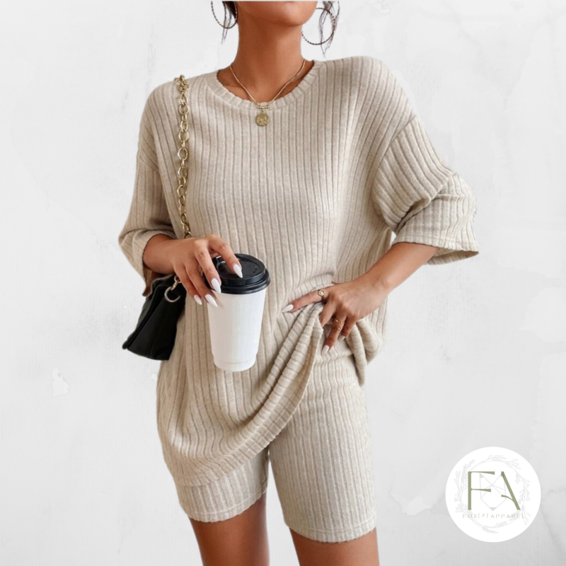 LAID BACK LOUNGEWEAR SET