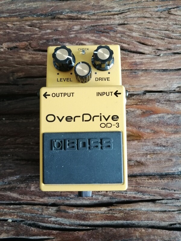 BOSS OD-3 with mod