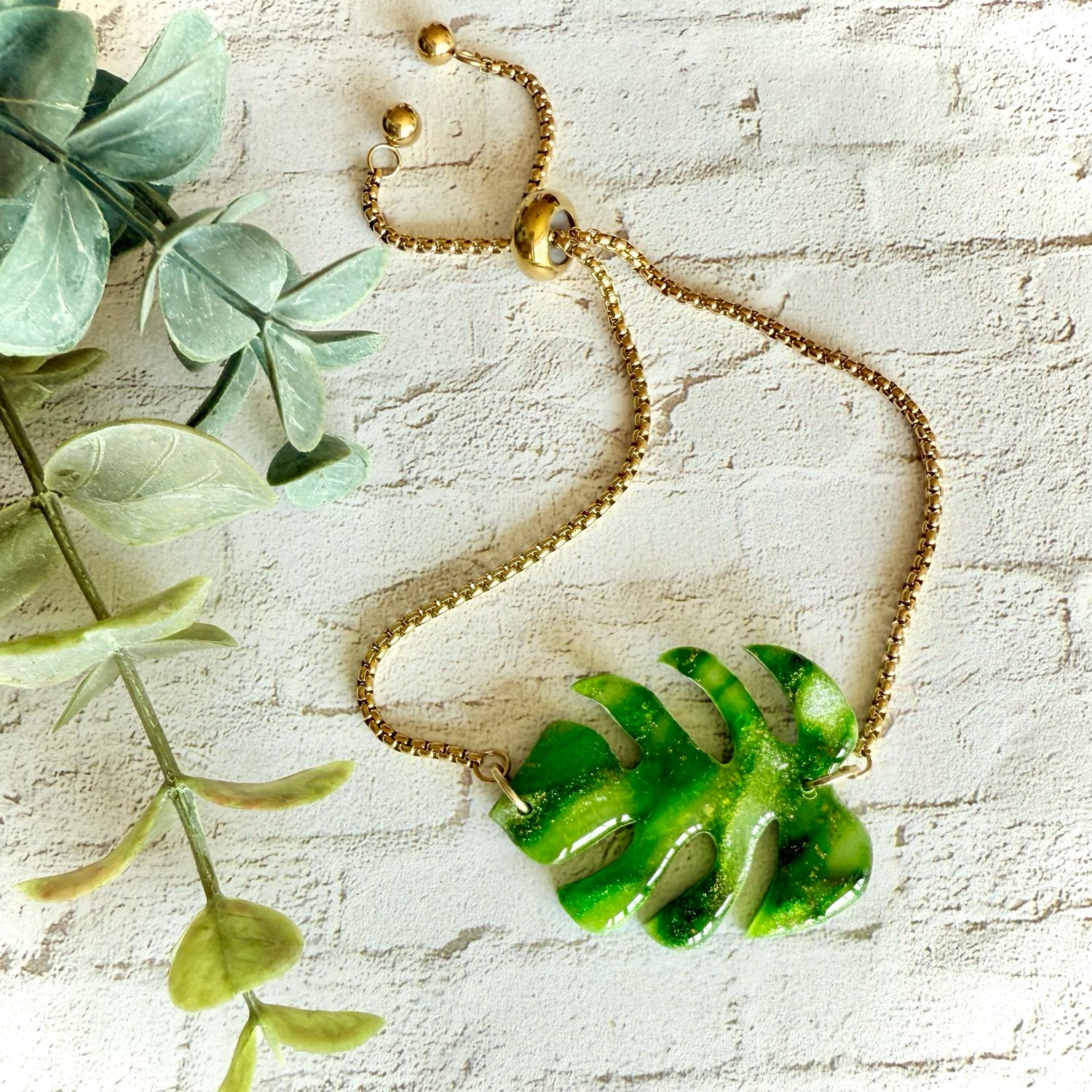 Monstera Bracelet W Gold Chain